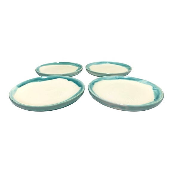 Vintage Bear Pottery Handcrafted Shallow Dish Set of Four (4) - Picture 3 of 5